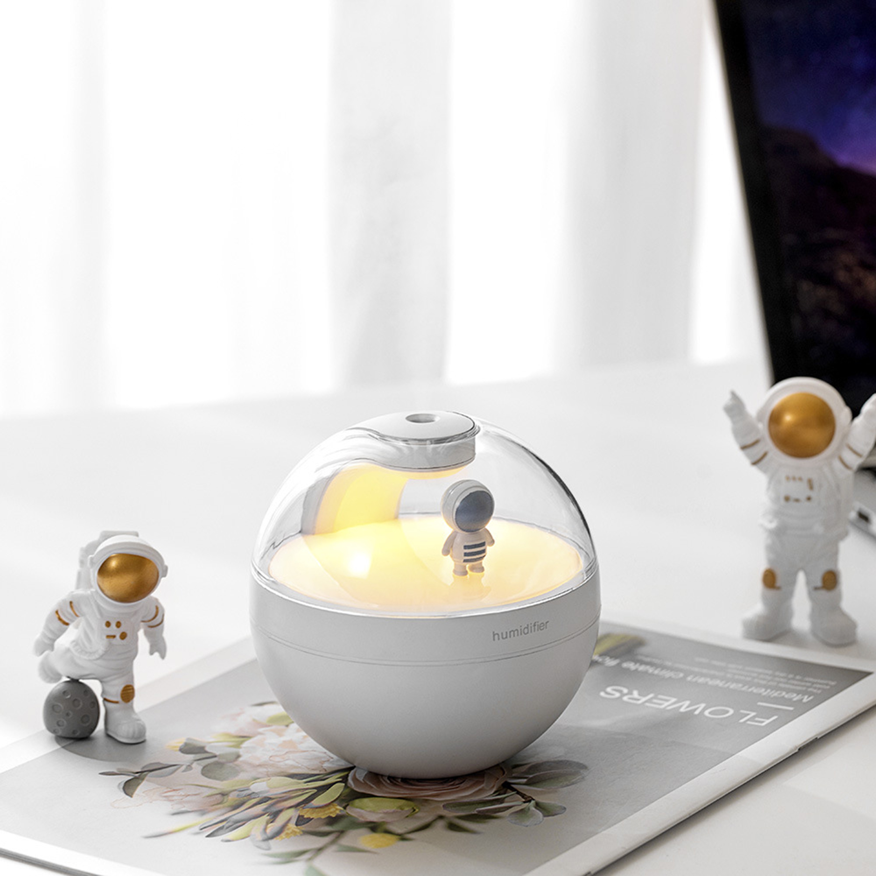 Mini Spaceman Humidifier 2