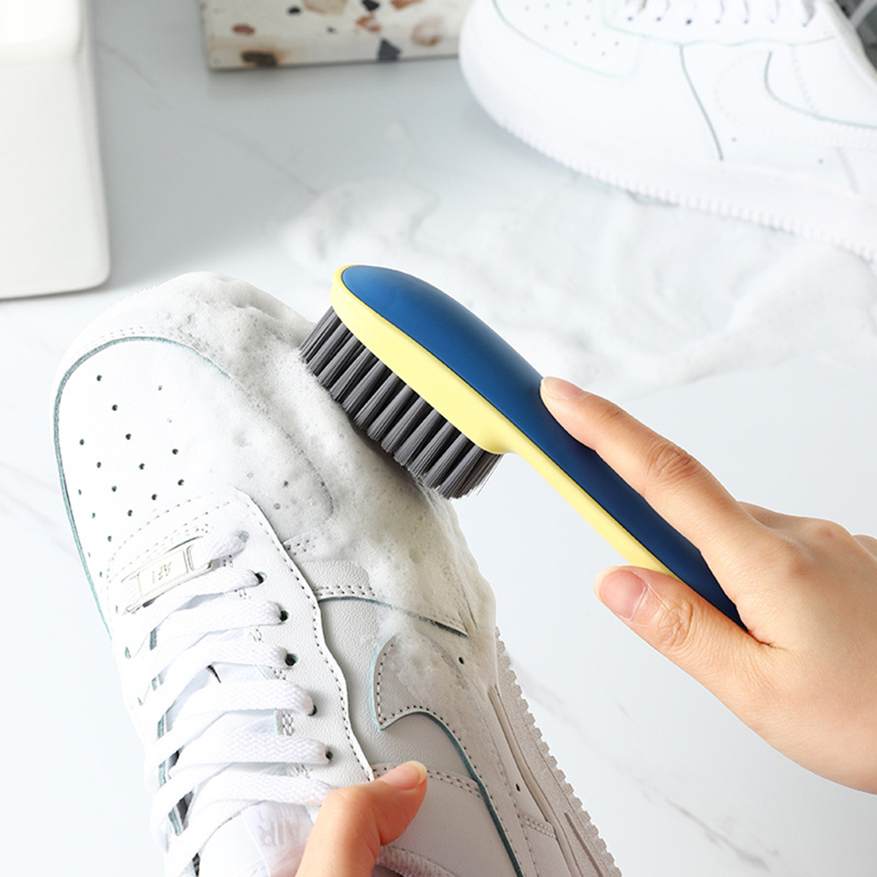 Handheld Soft Fur Shoe Brush 3