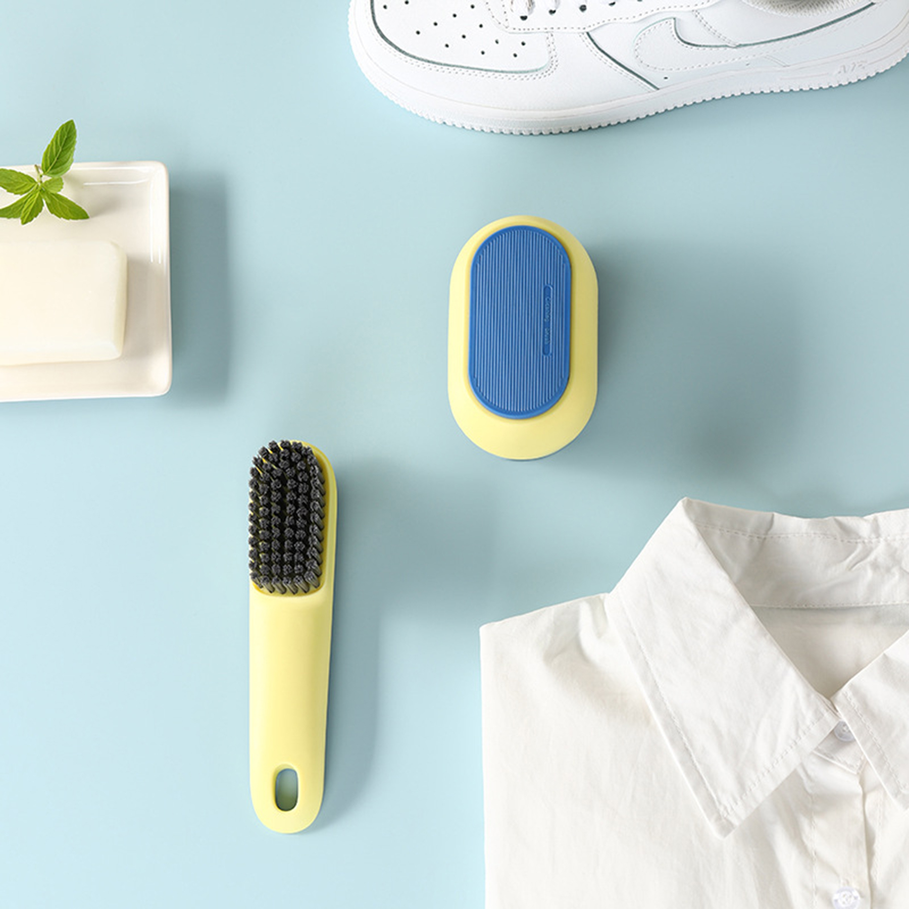 Handheld Soft Fur Shoe Brush 2