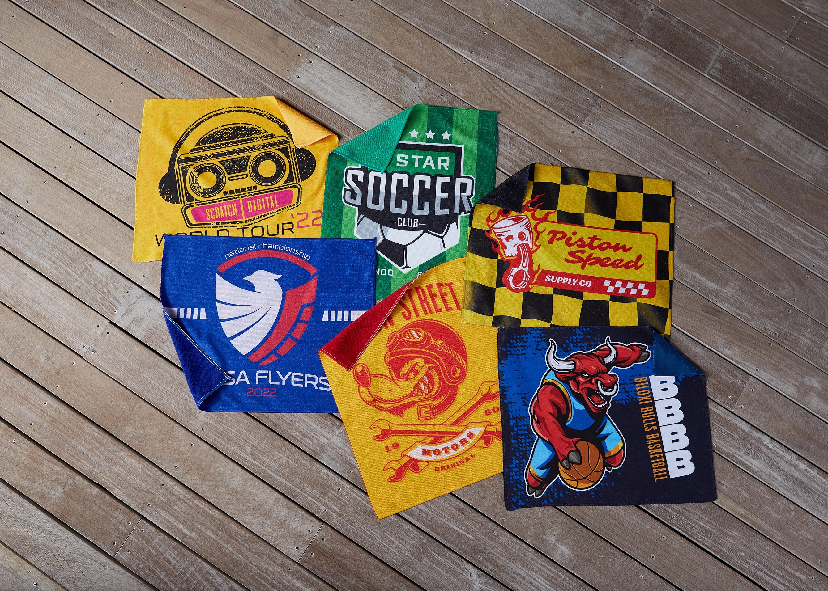 EPICOLOR Colored Back Towel - 15x18