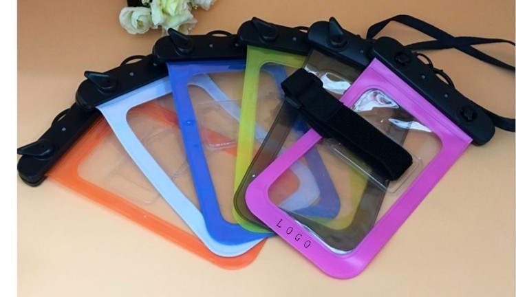 Universal Phone Waterproof Pouch With Arm Belt 2