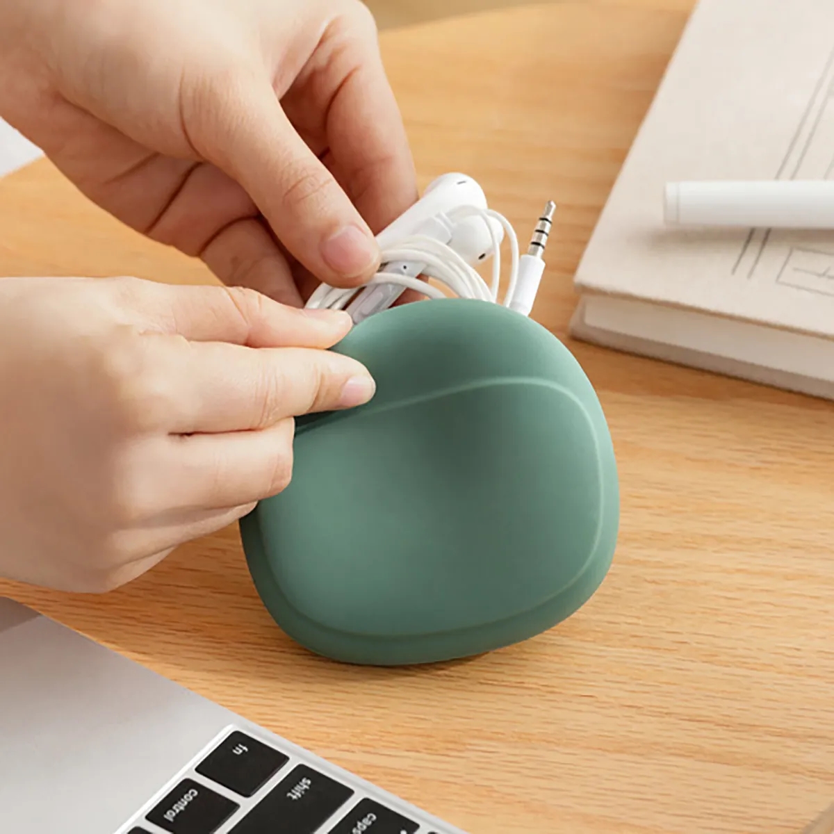Promotional Earbuds Data Cable Silicone Case Storage Box 4