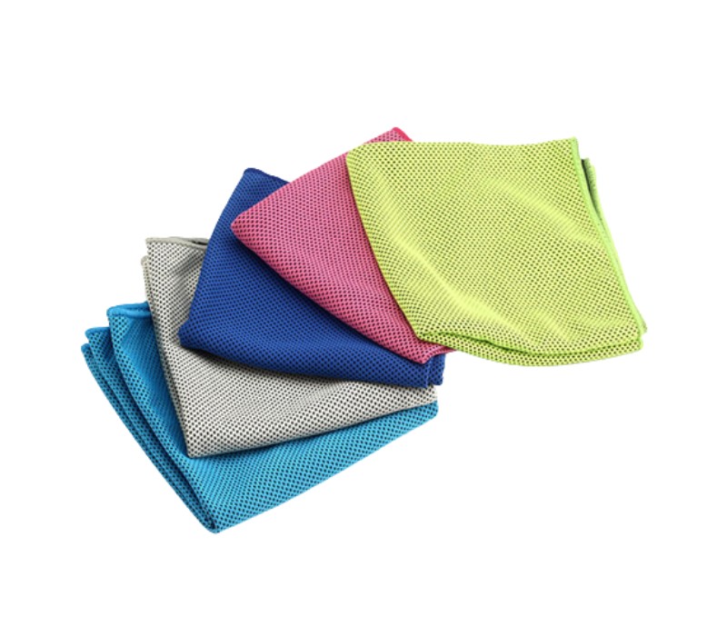 Yarn Cooling Towel - Plastic Bottle 4