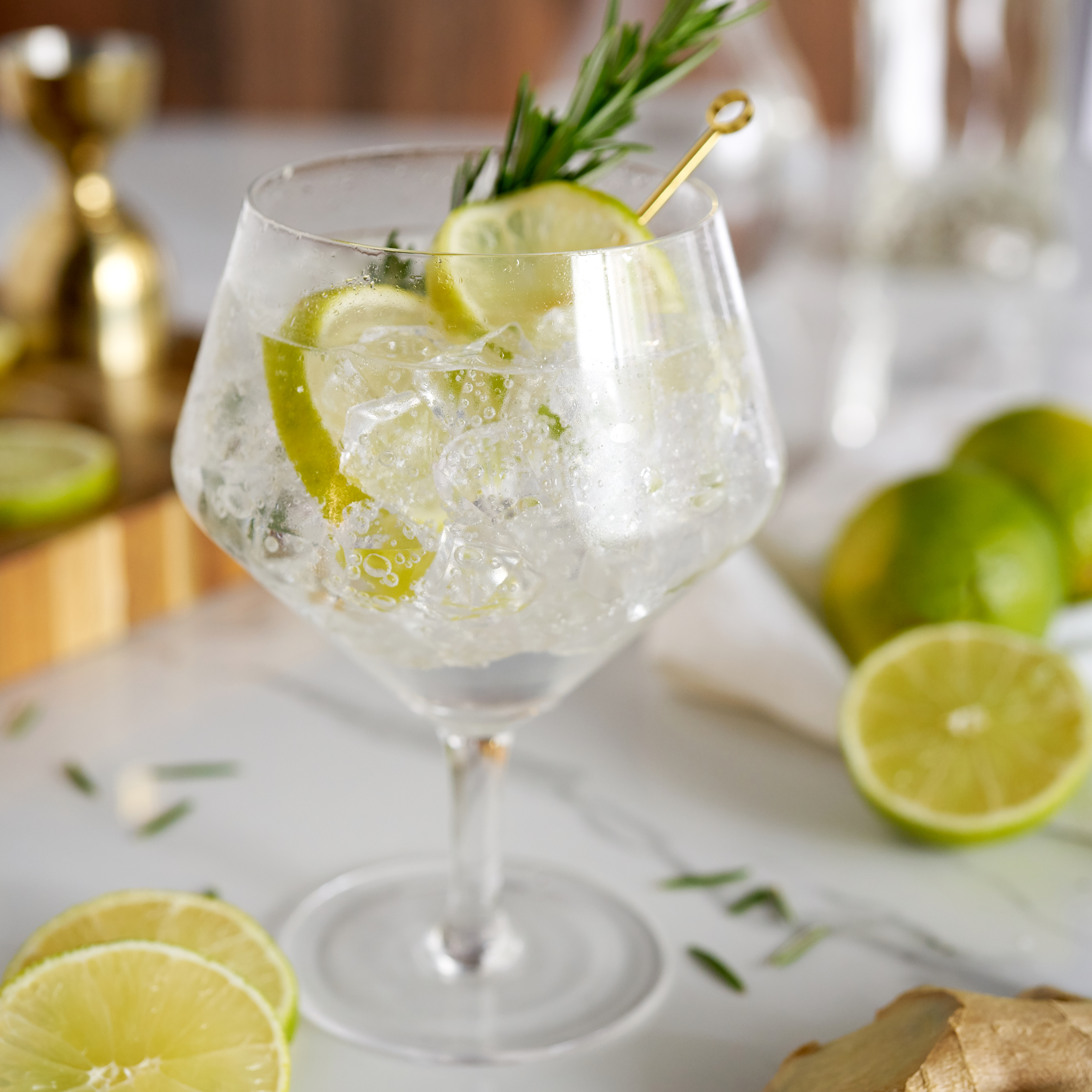 Viski® Angled Crystal Gin & Tonic Glass, set of 2 6