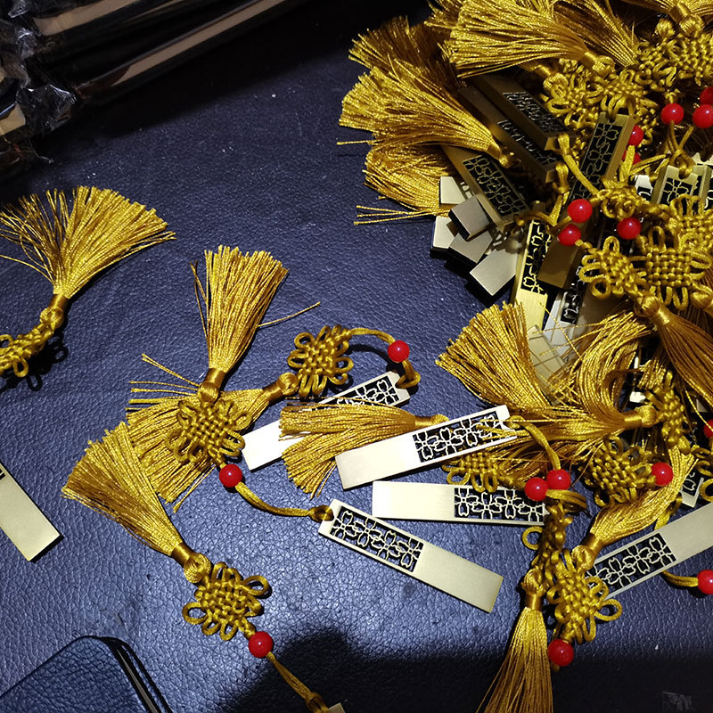 Luxury 4-Piece Signature Pen Gift Set 3