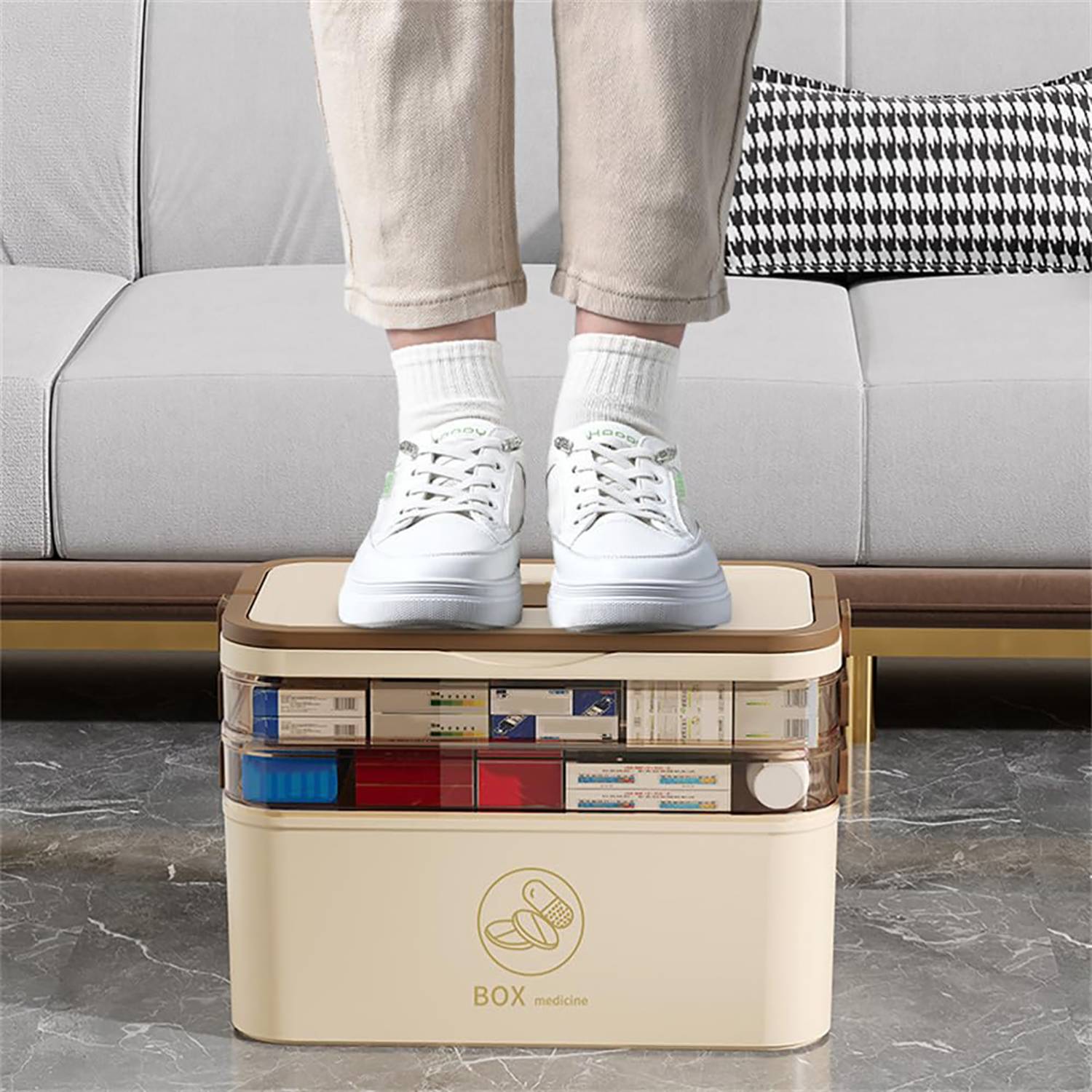 Three-Layer Large-Capacity Transparent Medicine Box 7