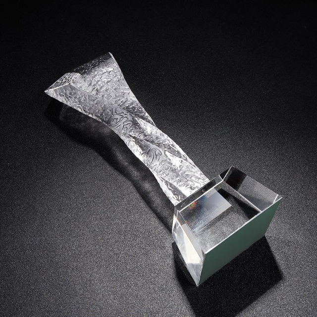 Crystal Trophy A19-160 3
