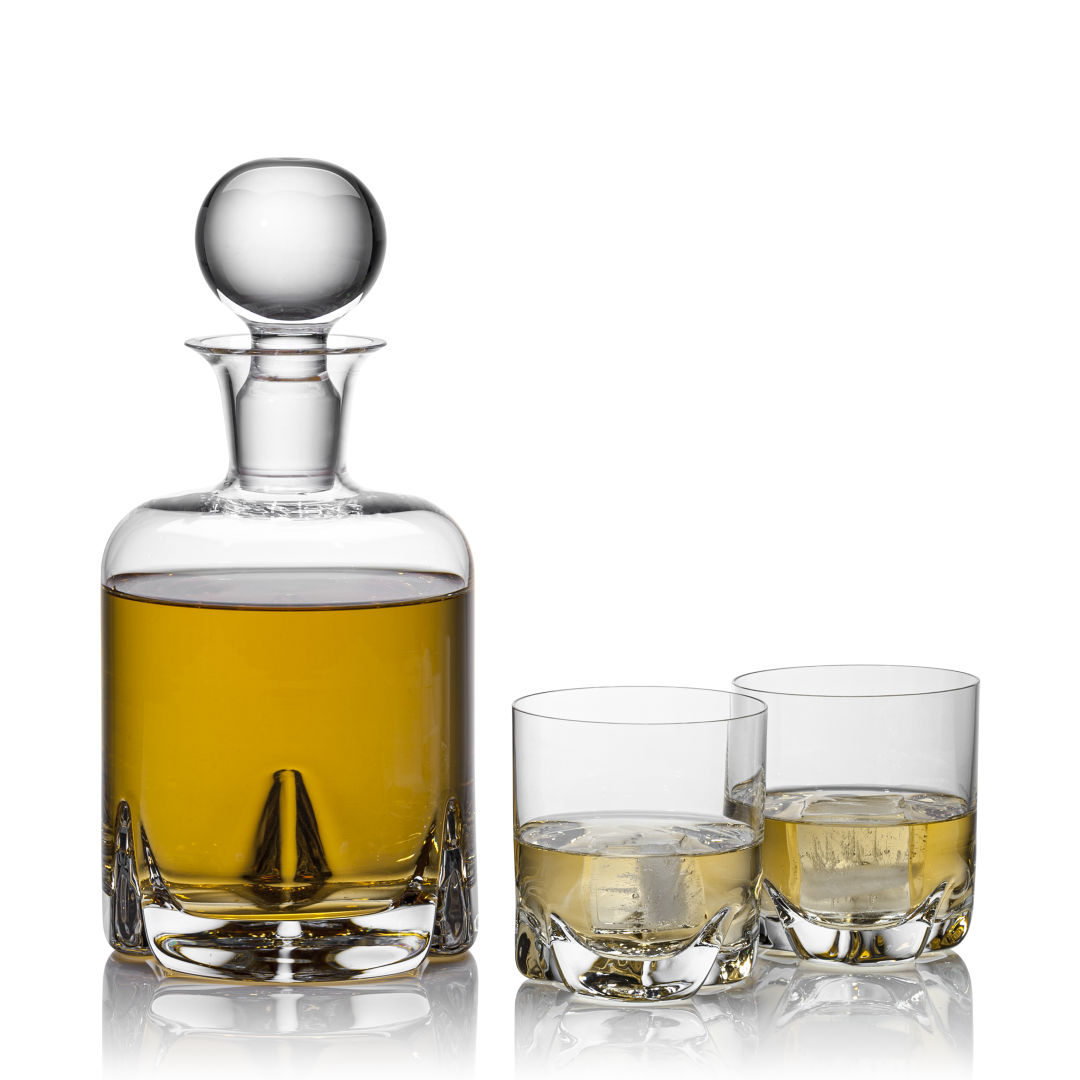Hillcrest Decanter Set 3
