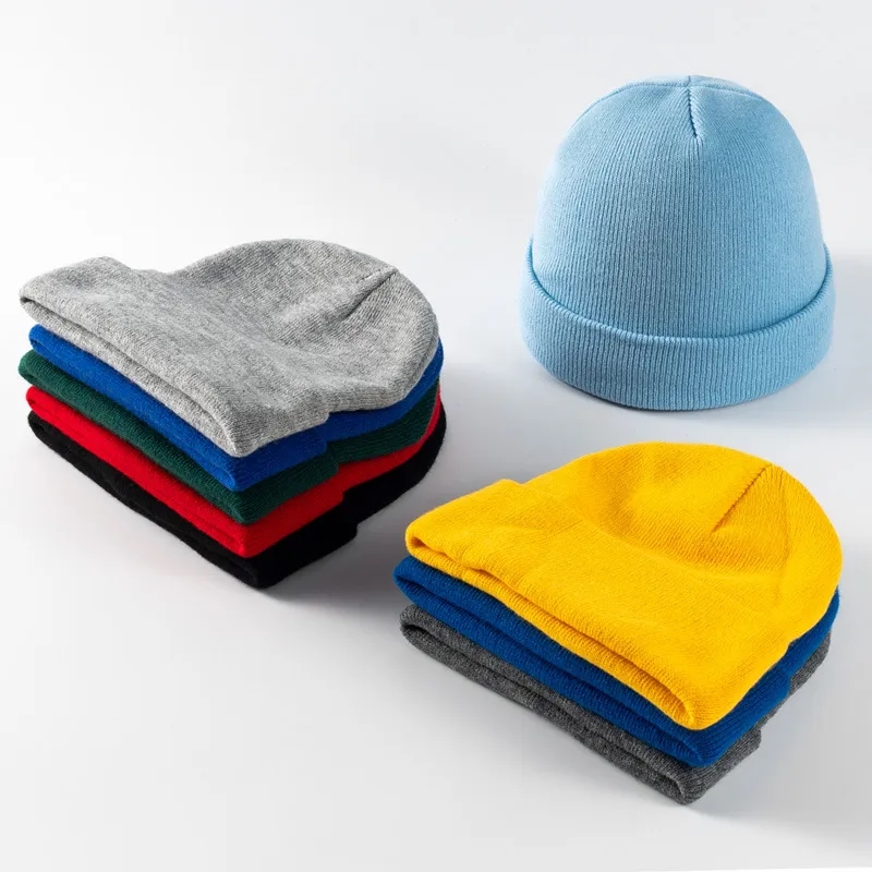 Solid-Color Embroidered Woolen Hat 3