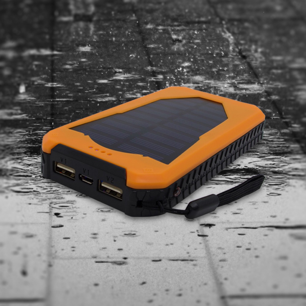 Solar Sport 8,000 Mah Waterproof charger/flashlight 7