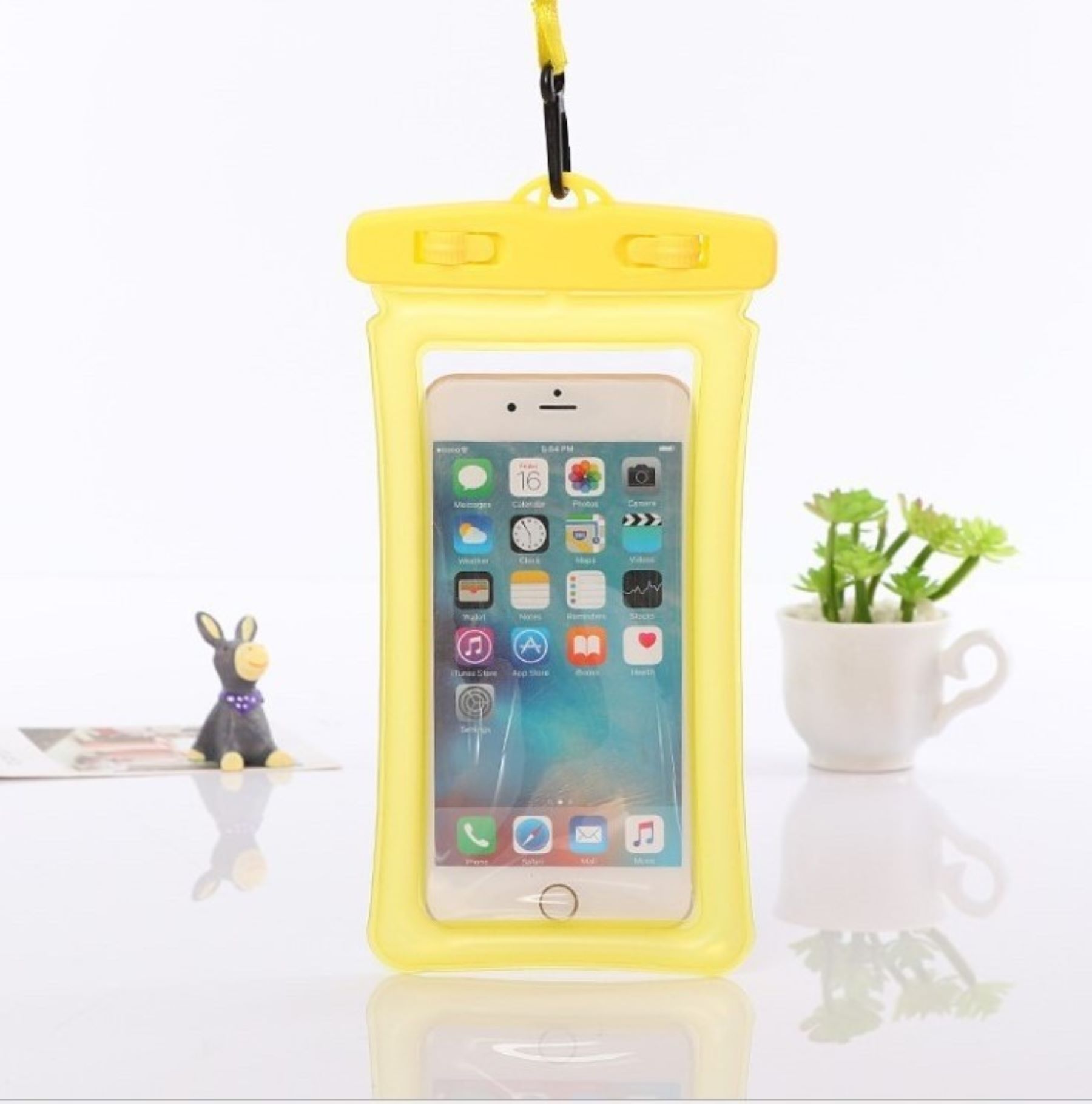 Waterproof Universal Smartphone Pouch For All Phone Sizes 6