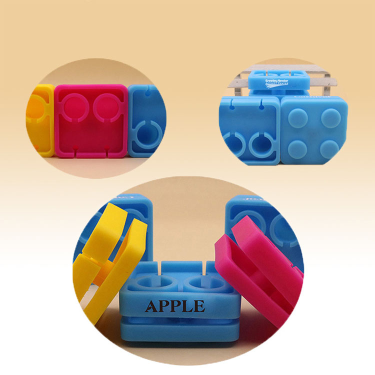 Square Silicone Bobbin Winder 2