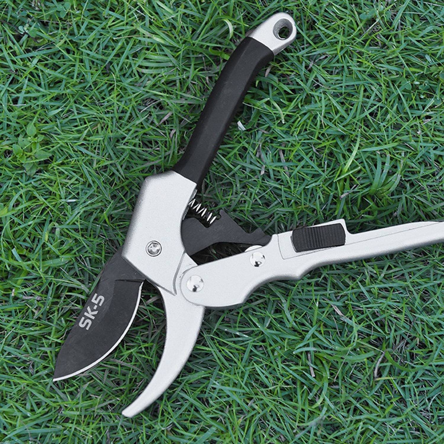 Sharp Gardening Floral Pruning Scissors for Plants 9