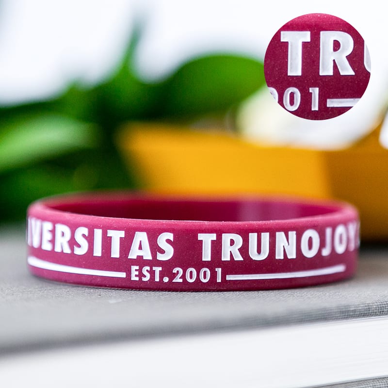 Ink Injected Wristbands 39