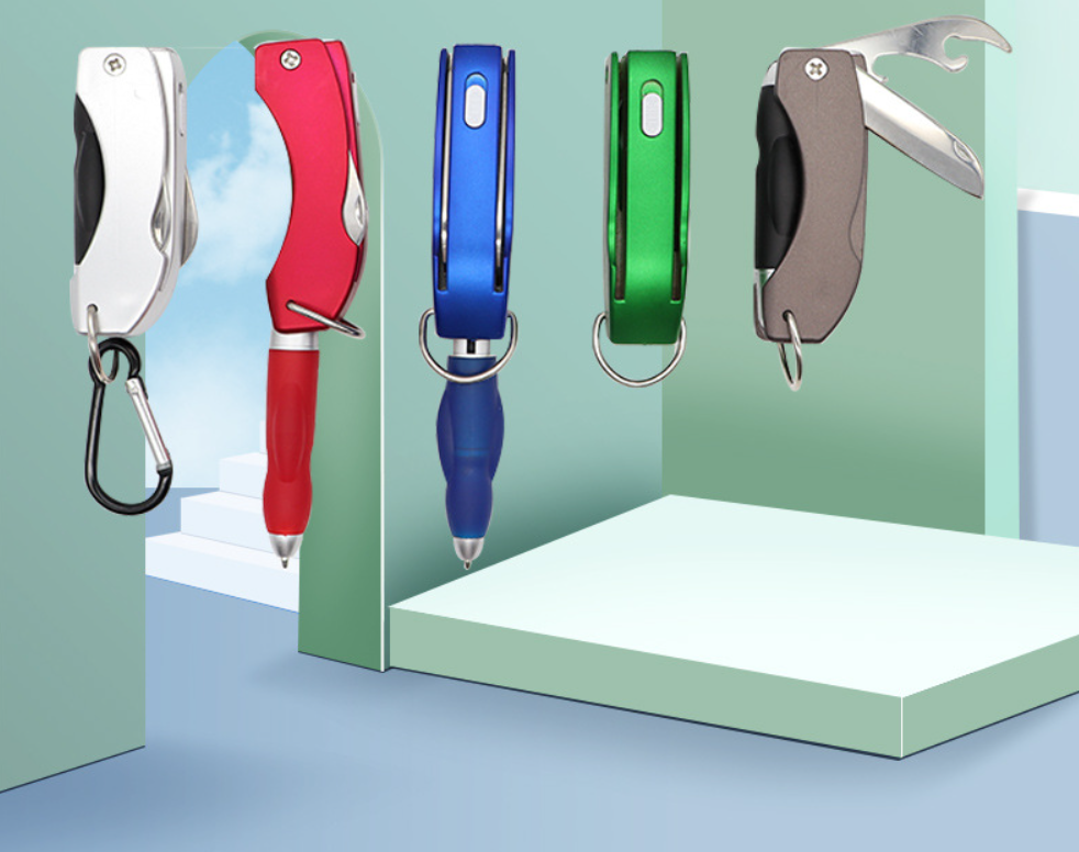 6-in-1 Outdoor Tool Knife Keychain Carabiner Pen 2