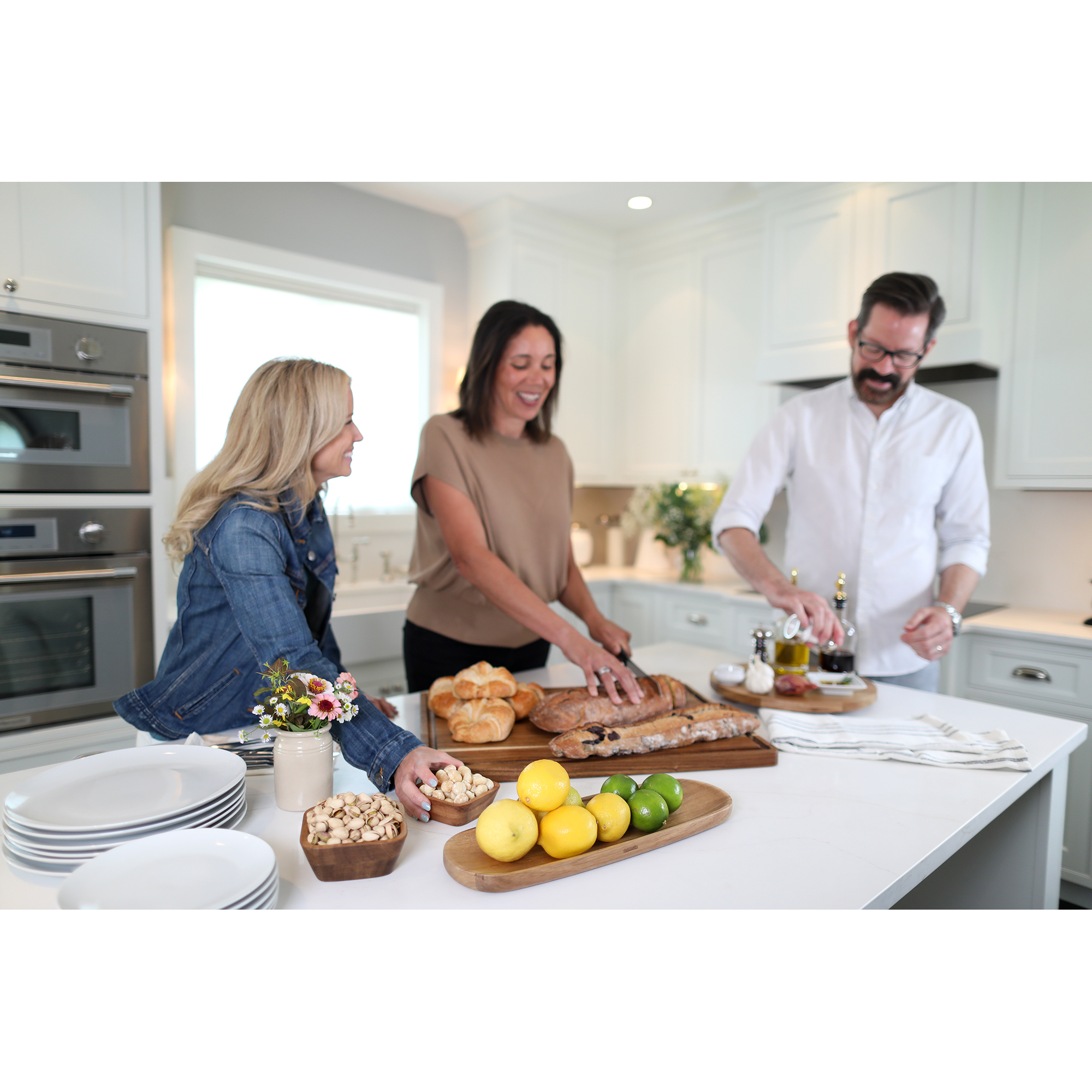 La Cuisine™ Carving & Cutting Board 2