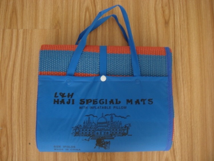 Camping Beach & Picnic Mat/Plastic Beach Mat/Waterproof Picnic Blanket 2