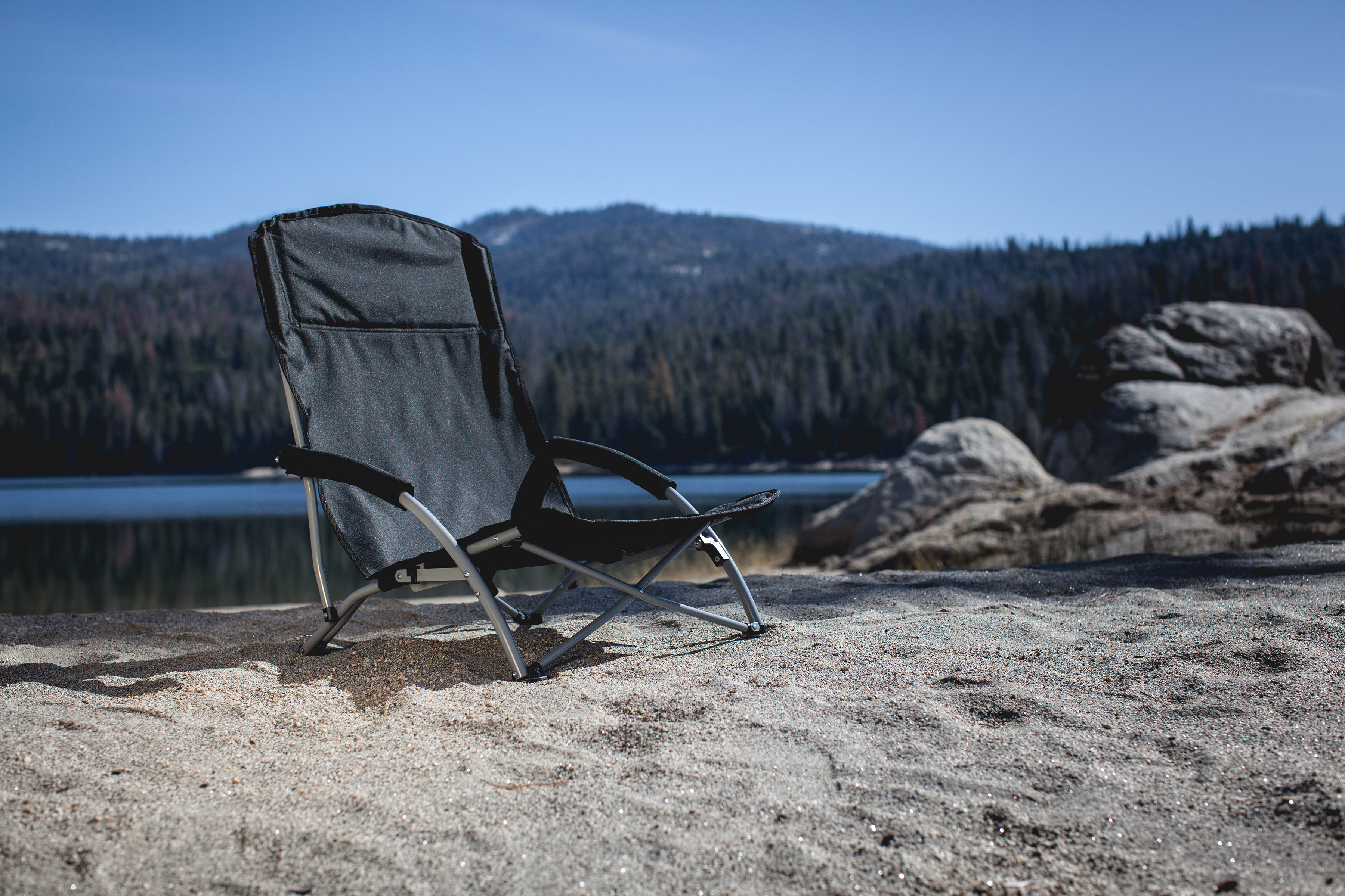 Tranquility Beach Chair with Carry Bag 3
