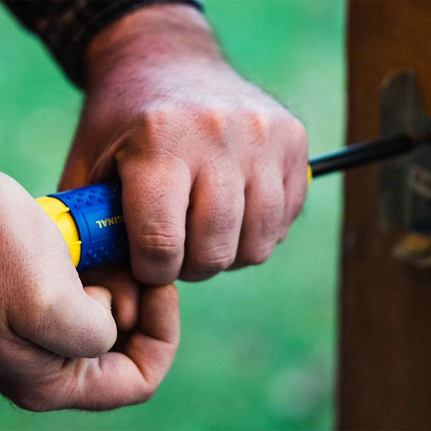 15-In-1 Multi Bit Screwdriver 41