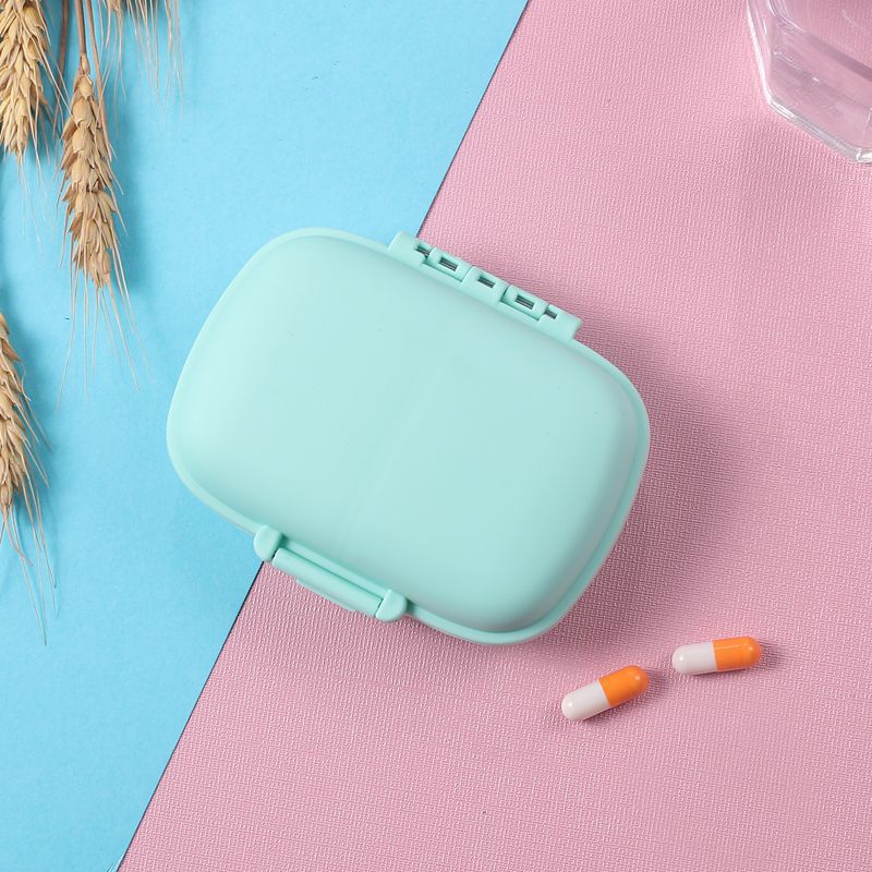 8 Compartments Wheat Straw Portable Daily Pill Organizer 2