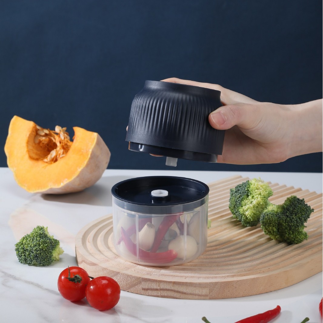 Mini Electric Food Processor 4