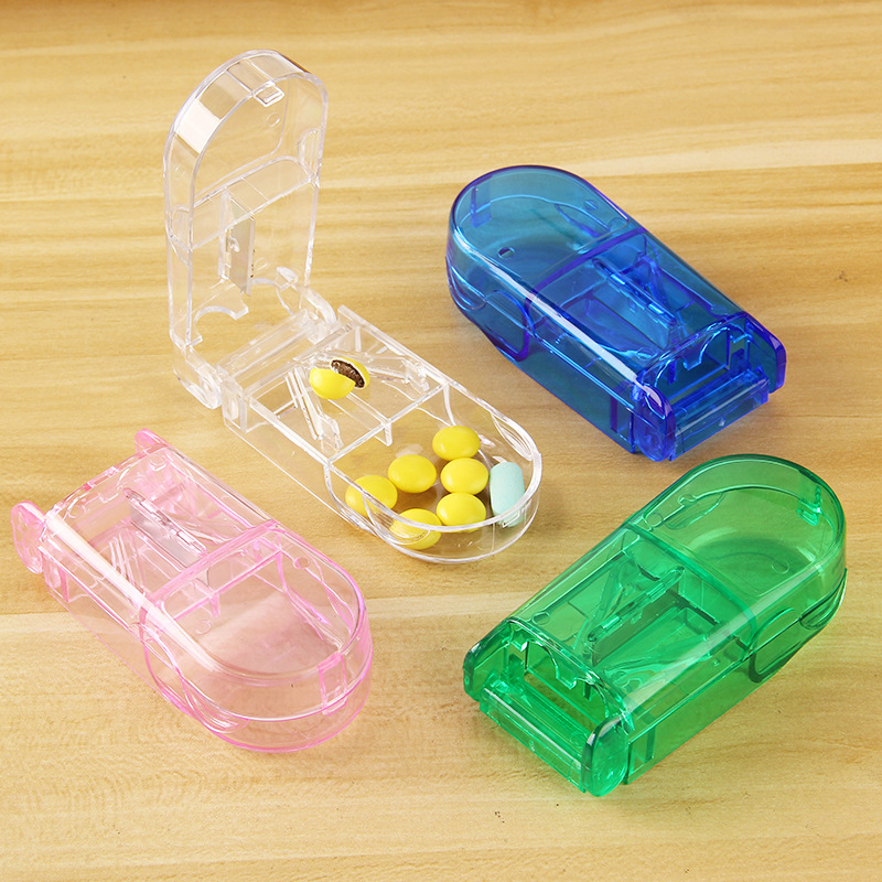 Pill Cutter for Small Pills With Blade Guard 2
