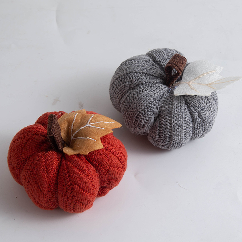 Autumn Harvest Knit Pumpkin Decor 1