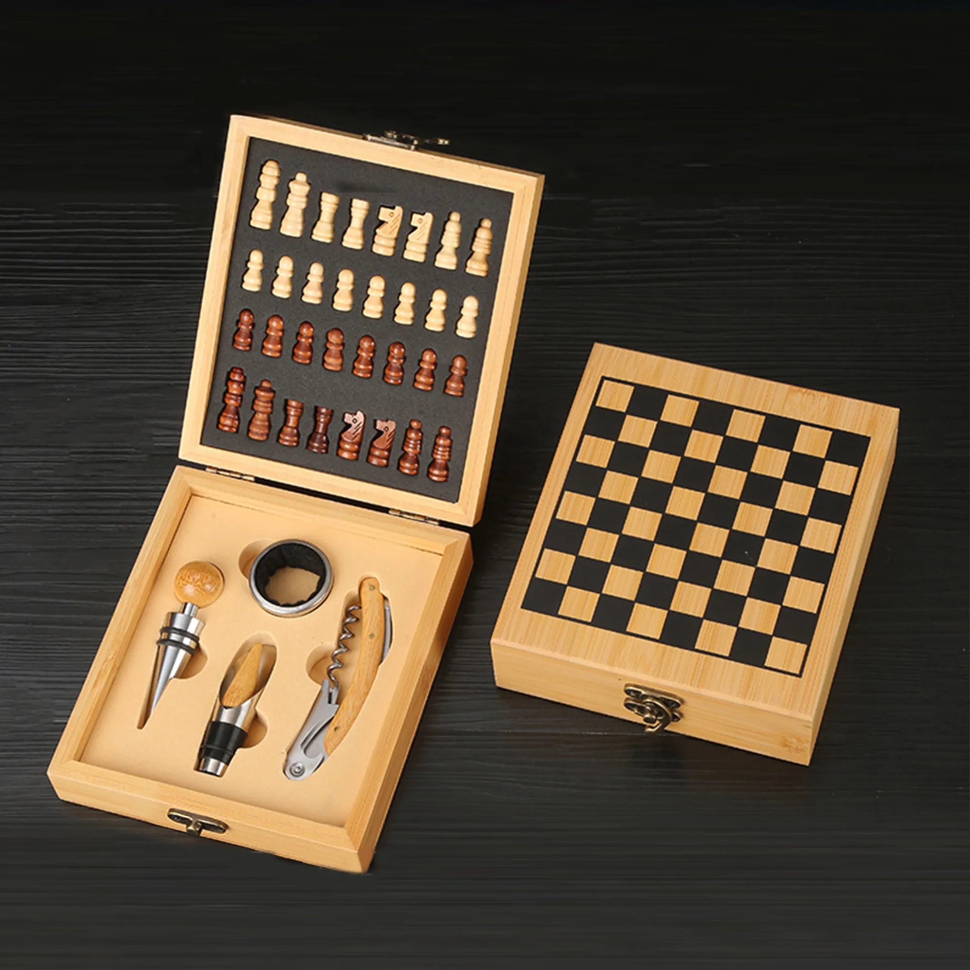 2-in-1 Chessboard Box With Internal Sake Set And Pieces 2