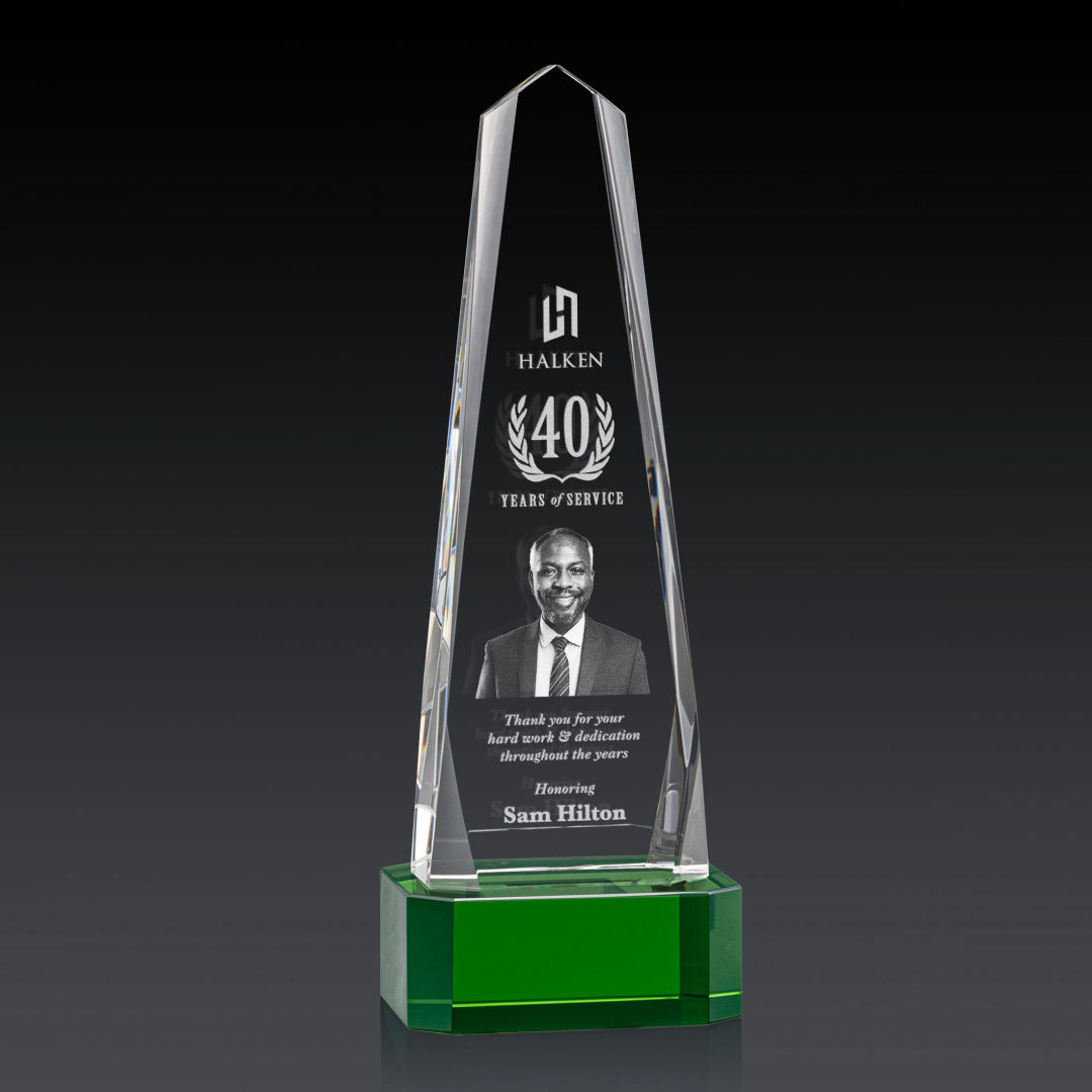 Geneva 3D Award on Base - Green 6
