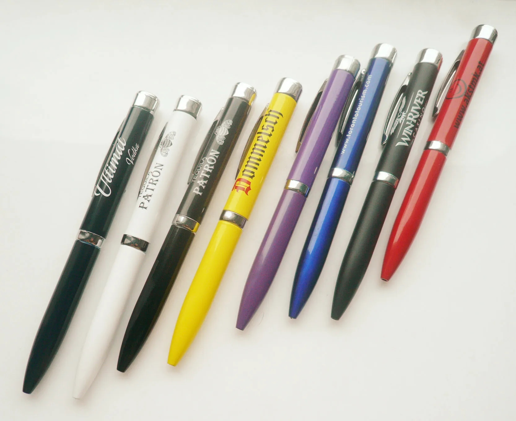Customized Metal LOGO Projection Ballpoint Pen 2