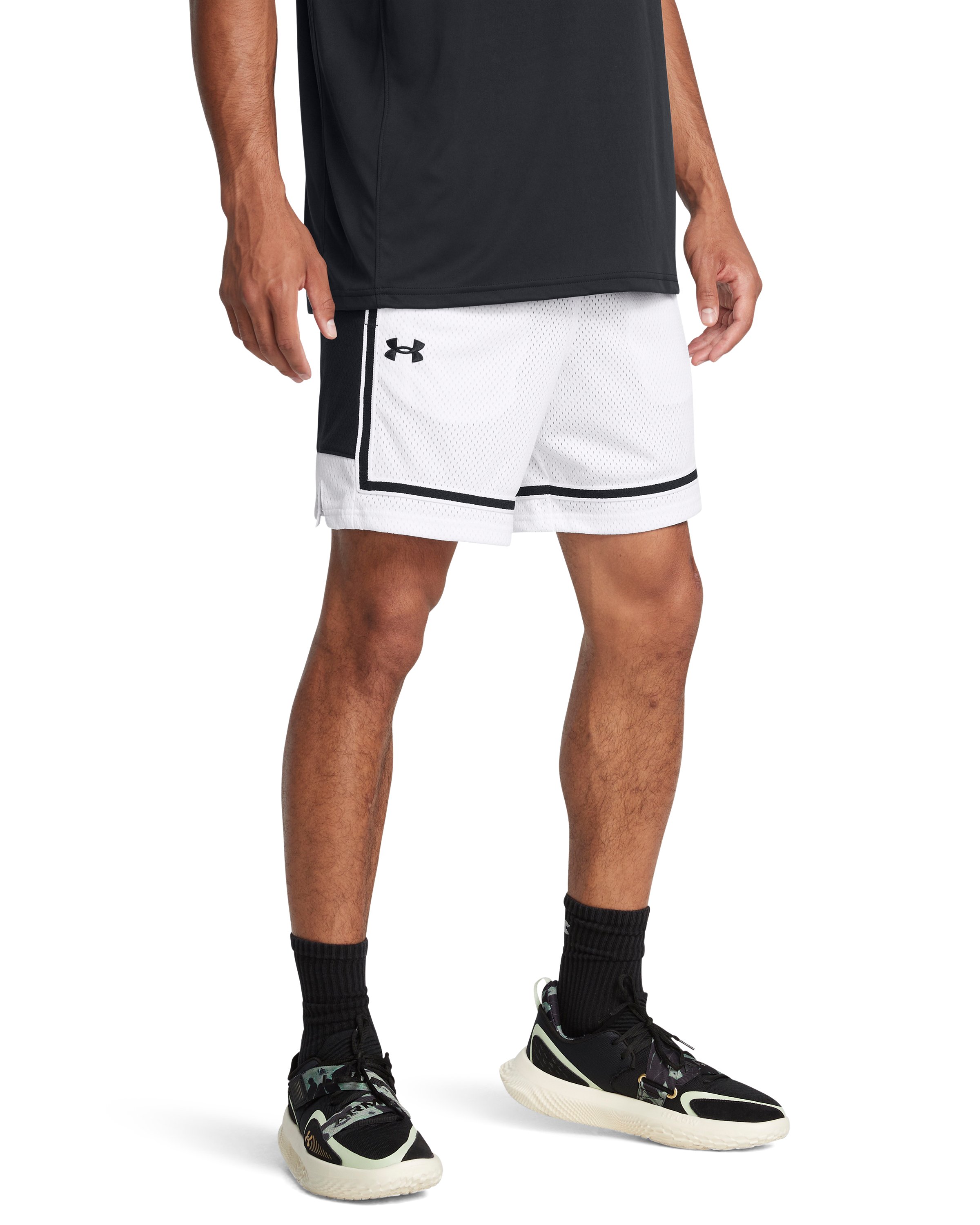 UA Zone Pro Mesh Men's 7 Shorts 3