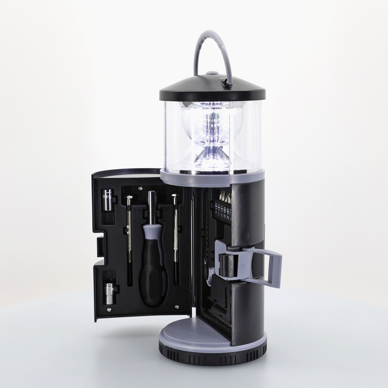 Lantern with Tool Set 47