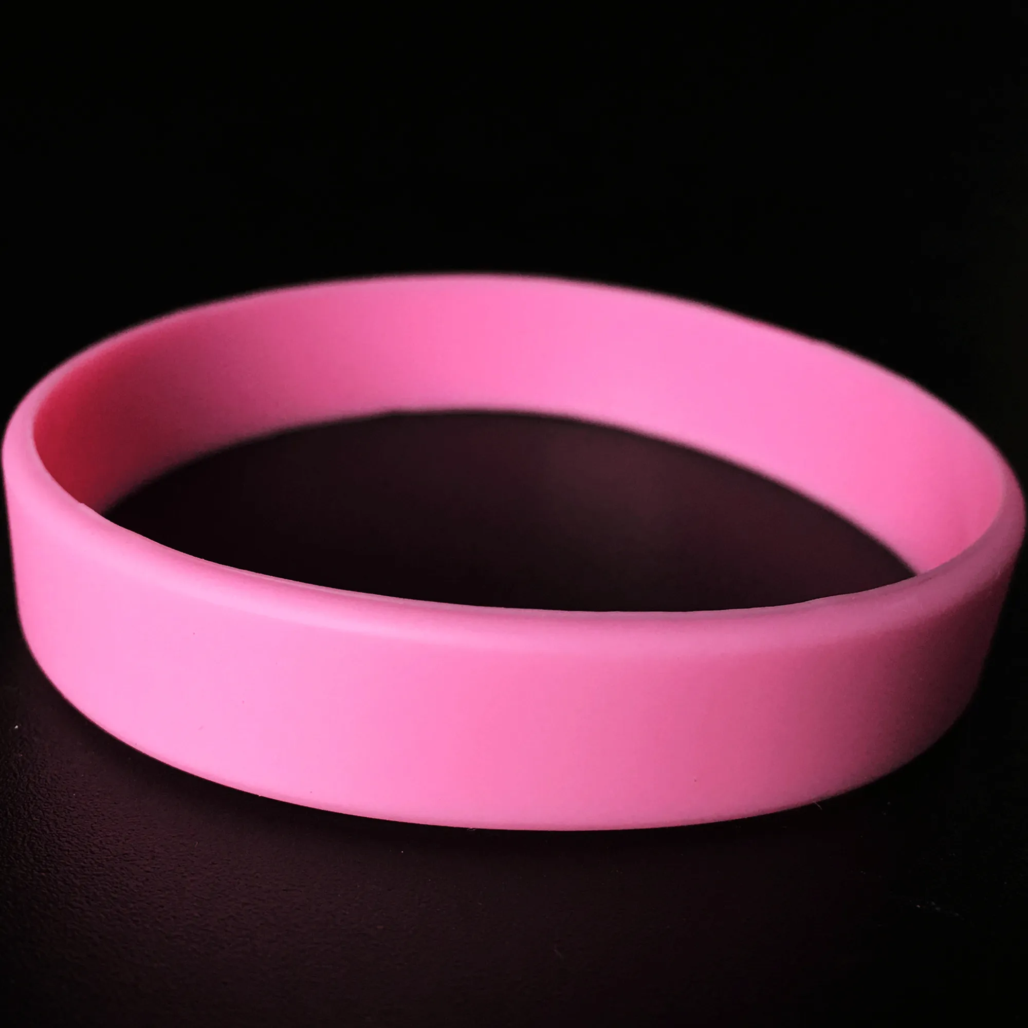 Silicone Sports Bracelet MOQ 500PCS 5