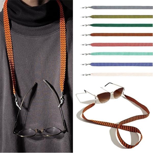 Fashion Eyewear Retainer 2