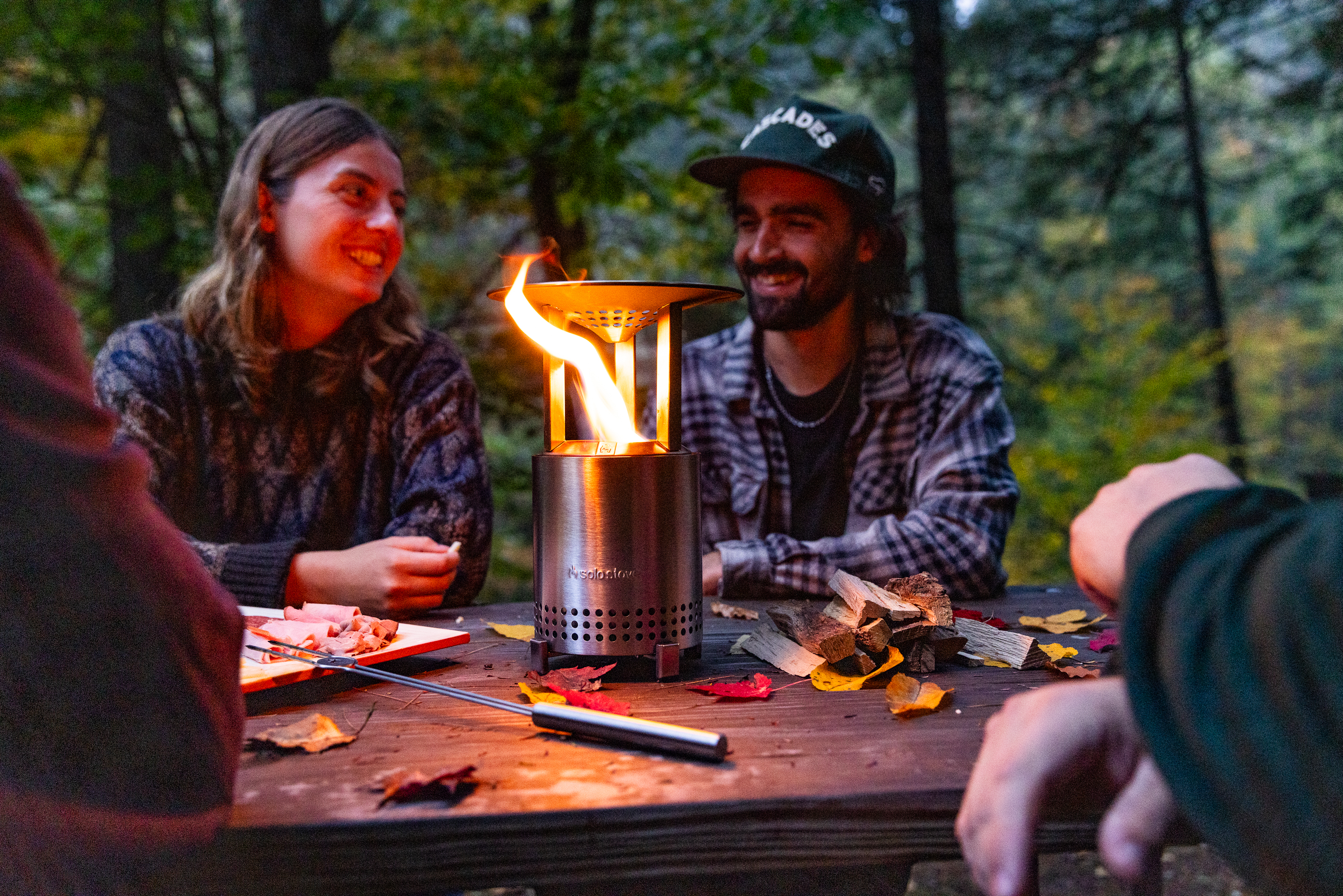 Solo Stove - Mesa 5" Tabletop Fire Pit - Roasty n Toasty Bundle (Stainless) 1