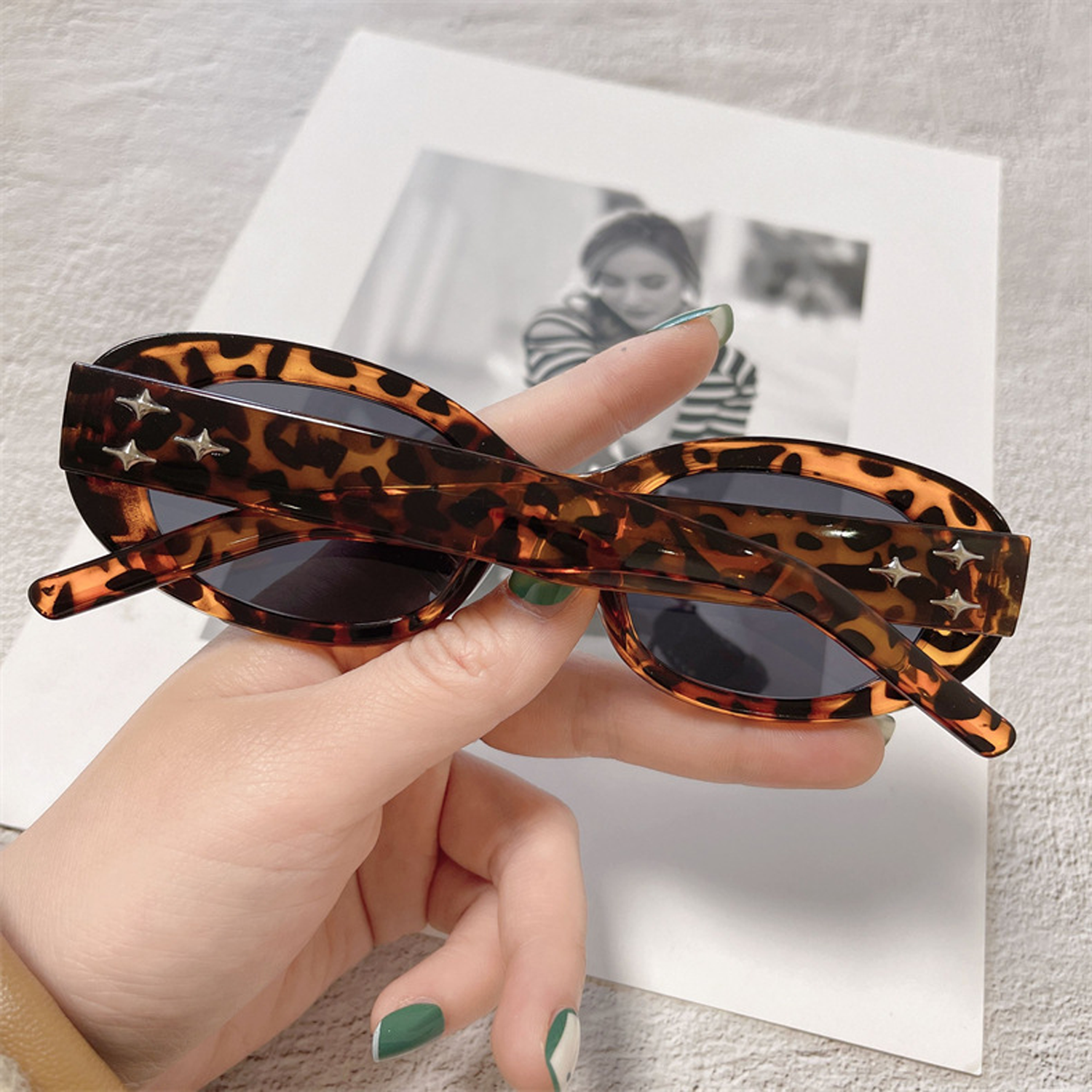 Tortoiseshell glasses 5