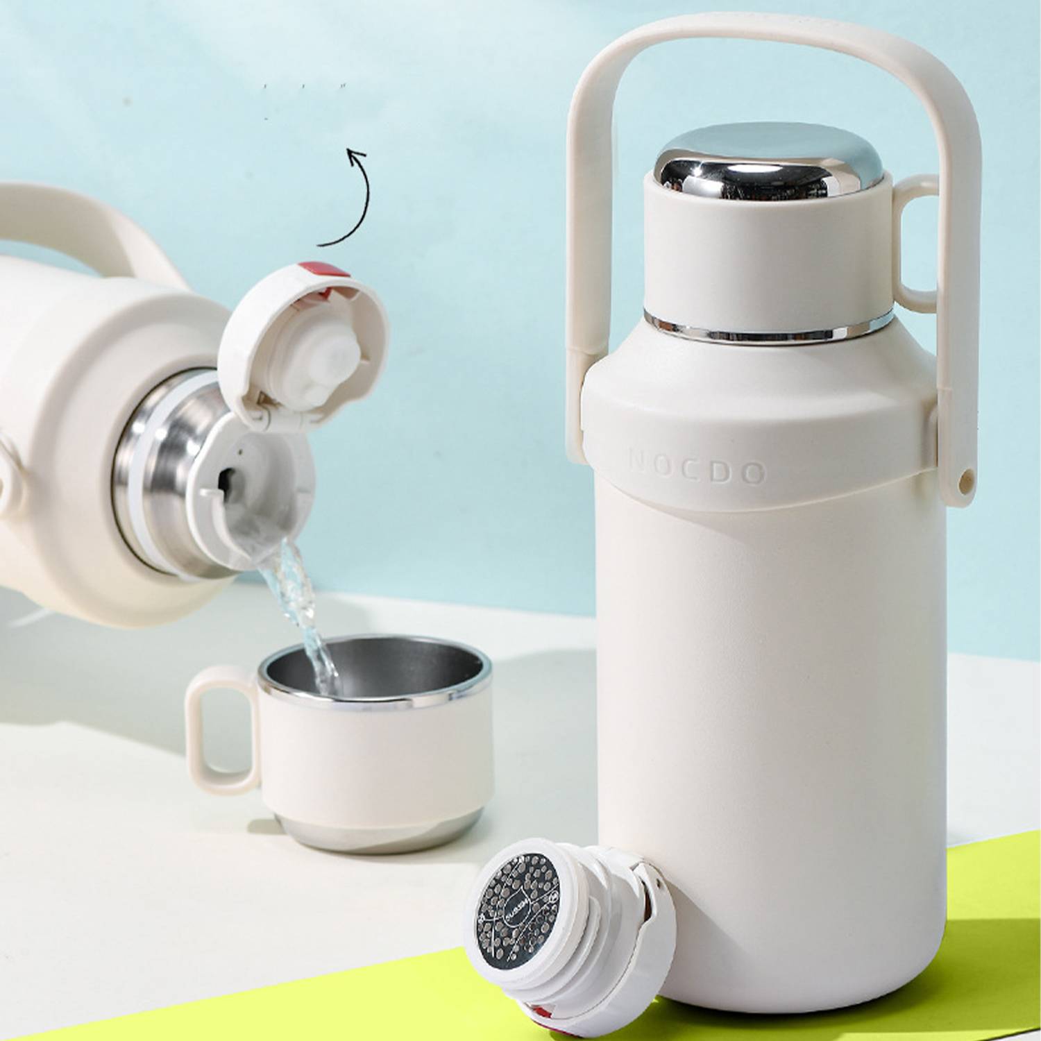 41oz White Insulated wattle bottle with a top handle 4