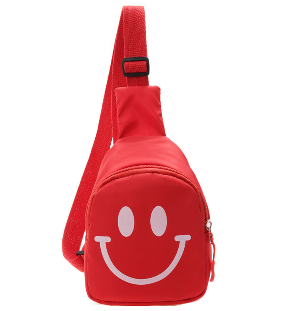 Smiling children's messenger chest bag 4