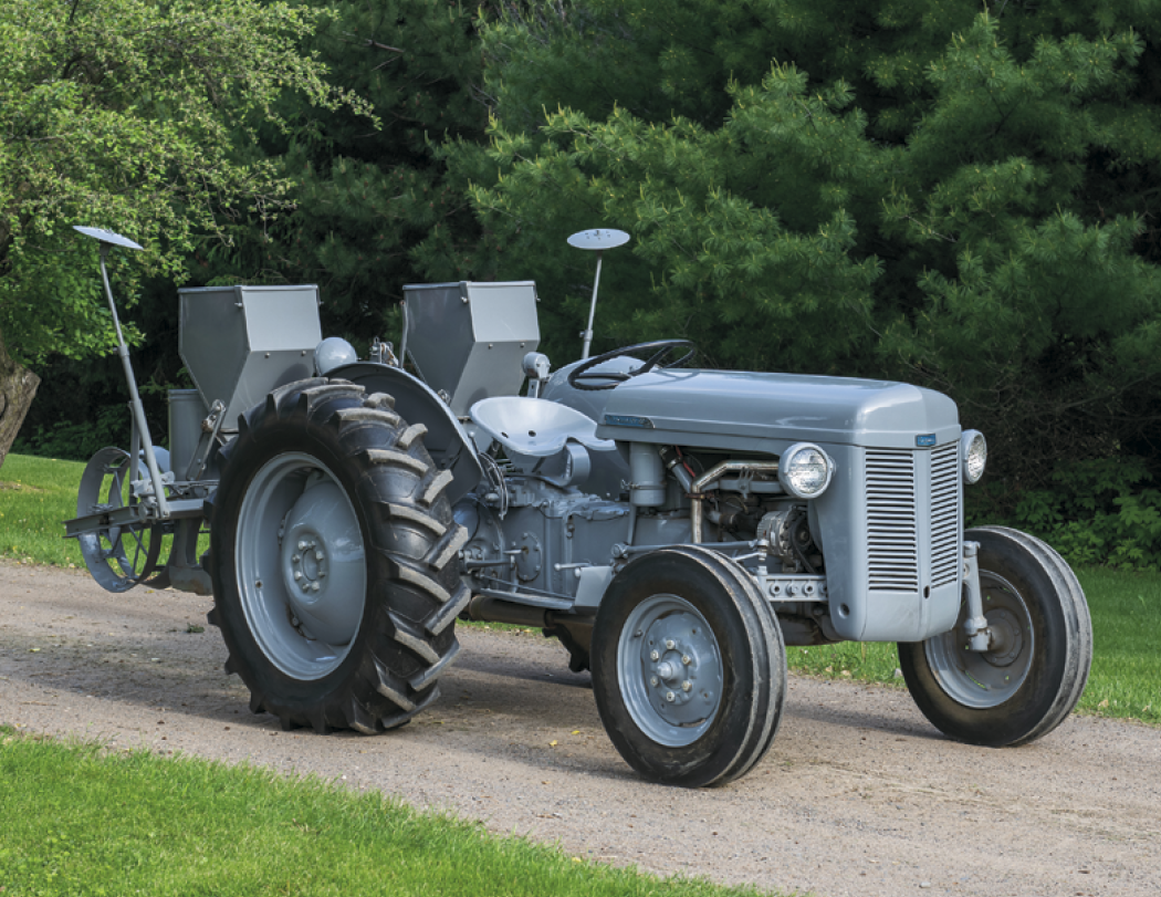 HotLine® Products Vintage Tractors Appointment Calendar - Spiral 34