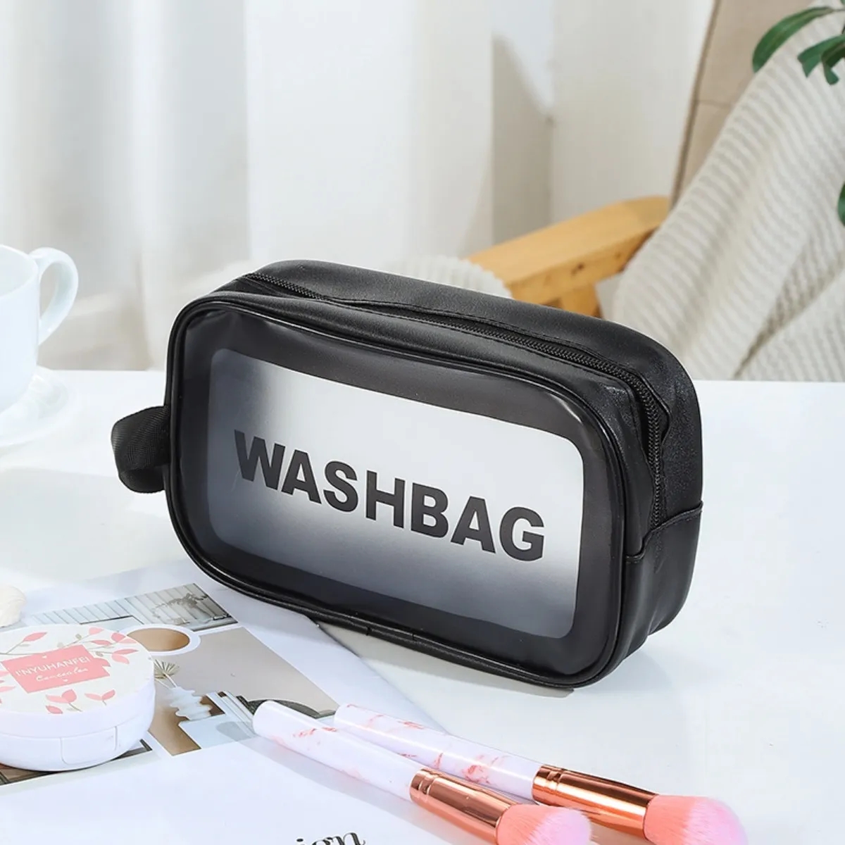 Square toiletry bag 9