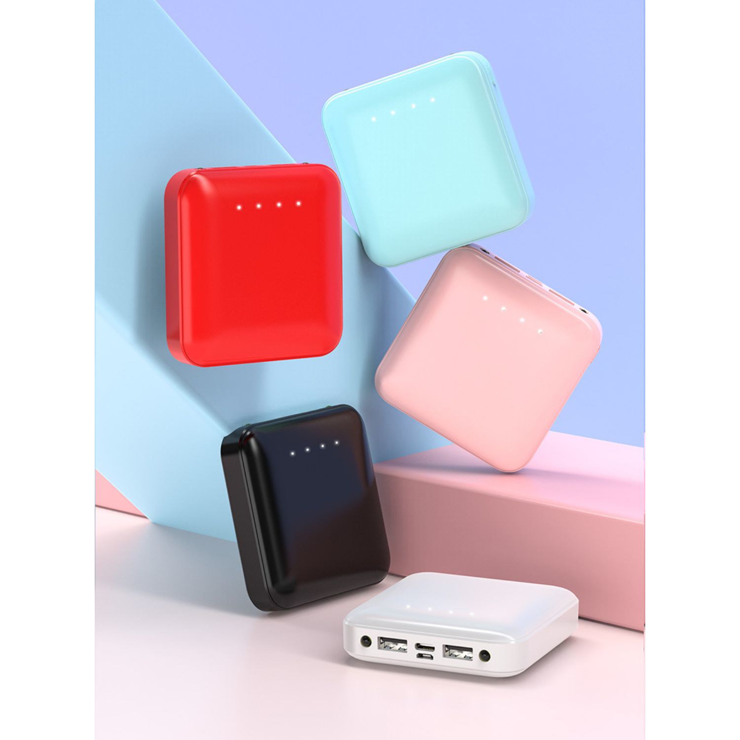 10000mAh Continental Puck-shaped power bank 1