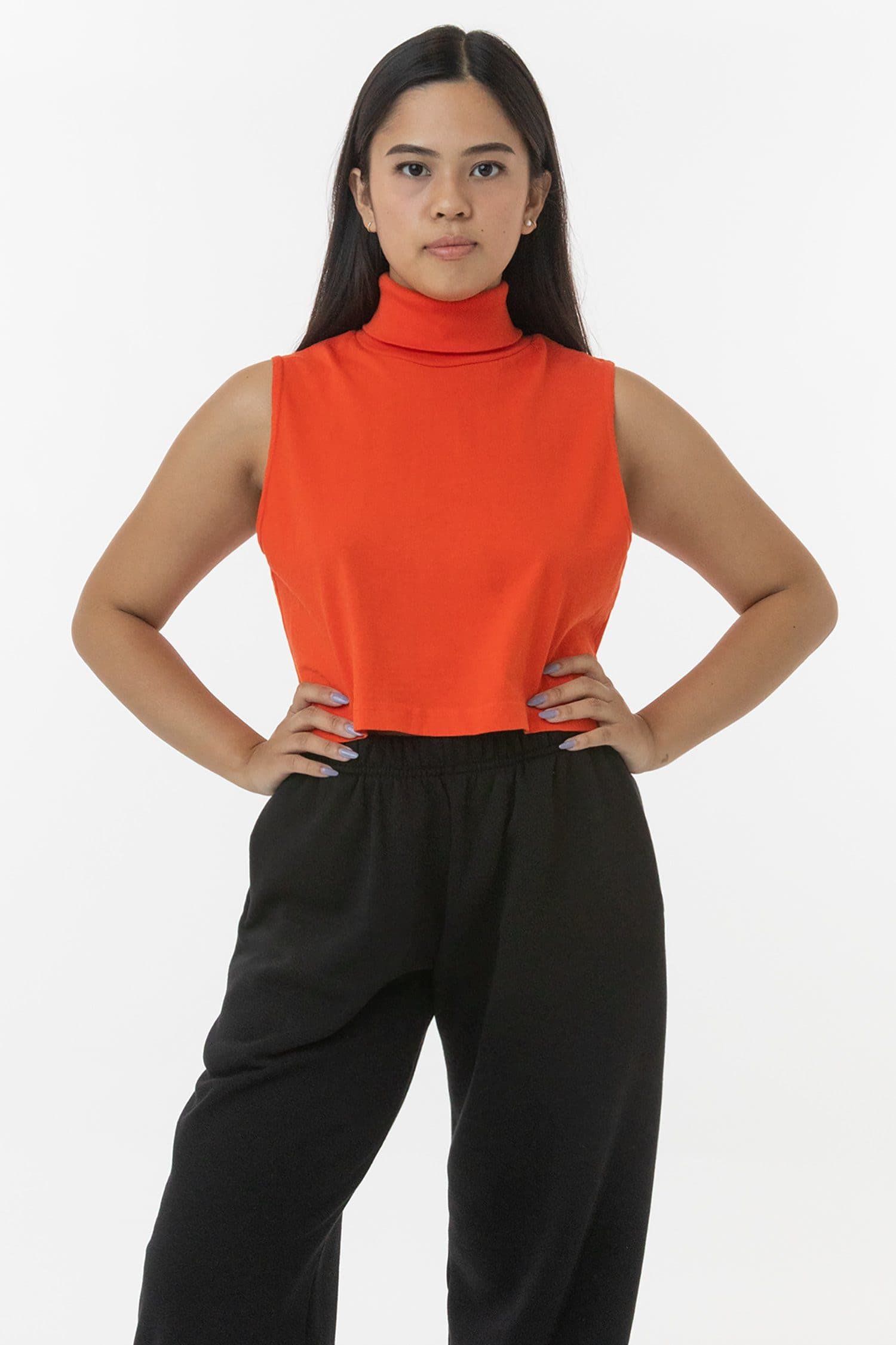 SLEEVELESS TURTLENECK CROP 9