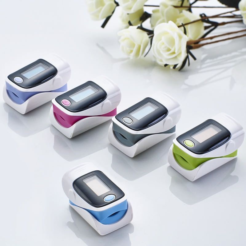 Portable Fingertip Or Finger Clip Pulse Oximeter 4