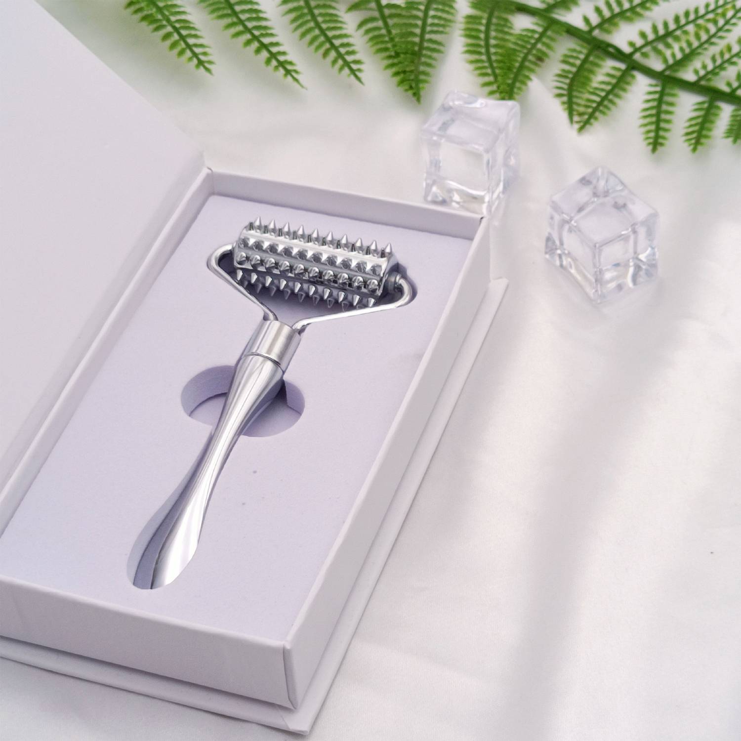 Zinc Alloy Microneedling Facial Roller Massager 7