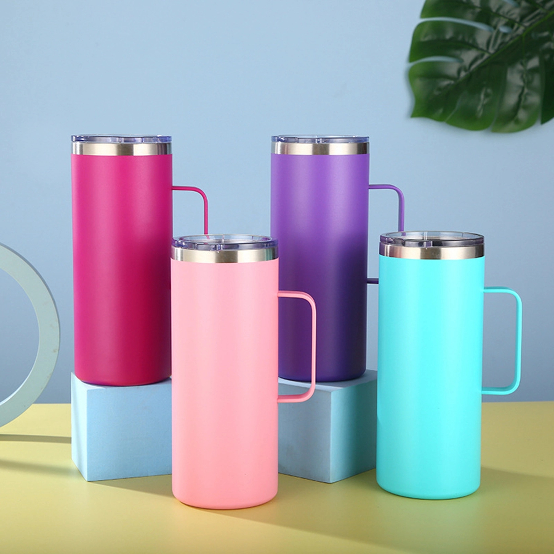 20 Oz. Double Wall Vacuum Mug with Handle & Straw 8