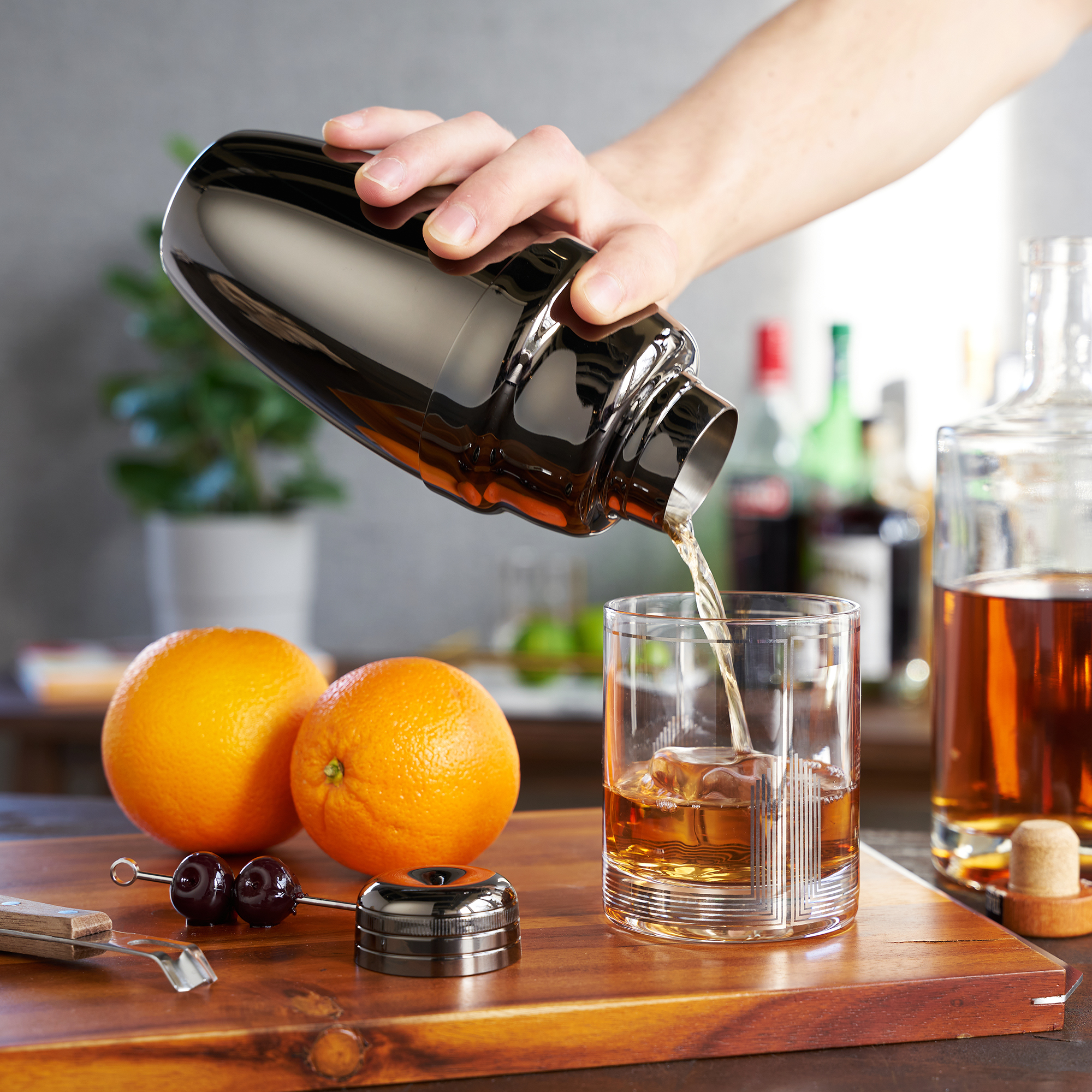 Viski® Heavyweight Cocktail Shaker 2