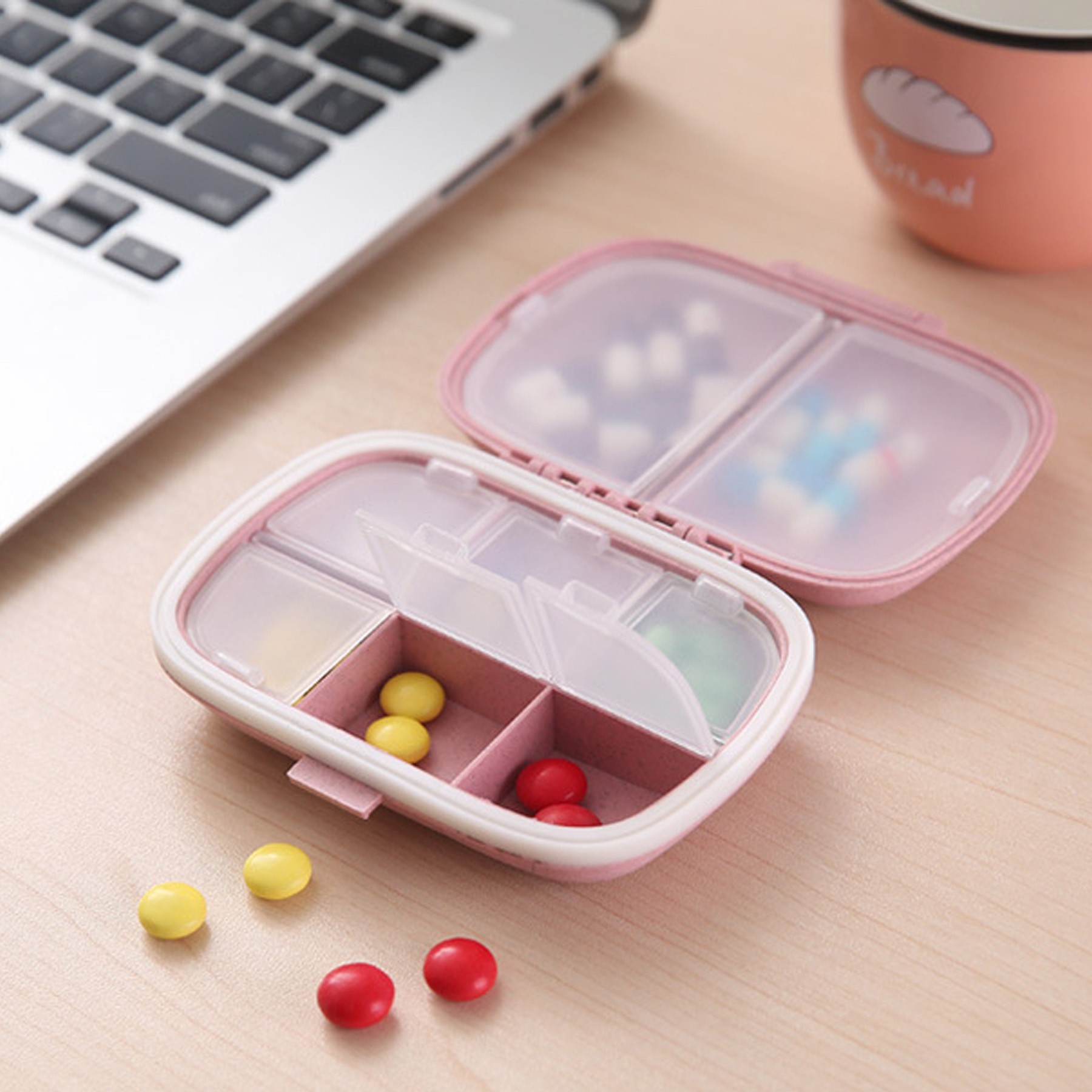8-cell Sealed Medicine Box 2