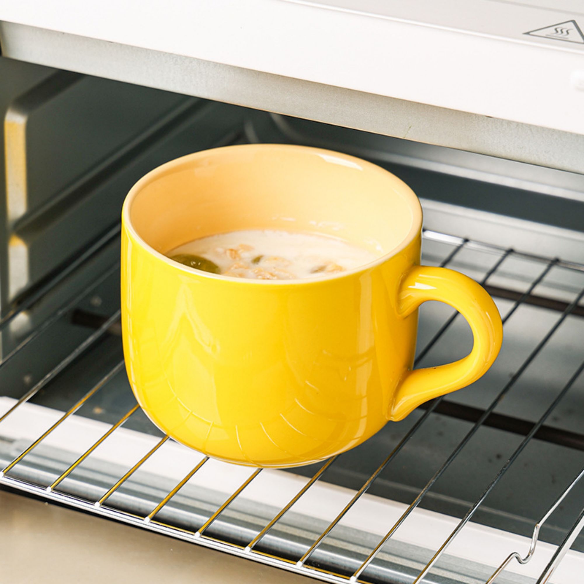 22 oz Minimalist High-Capacity Ceramic Mug 4