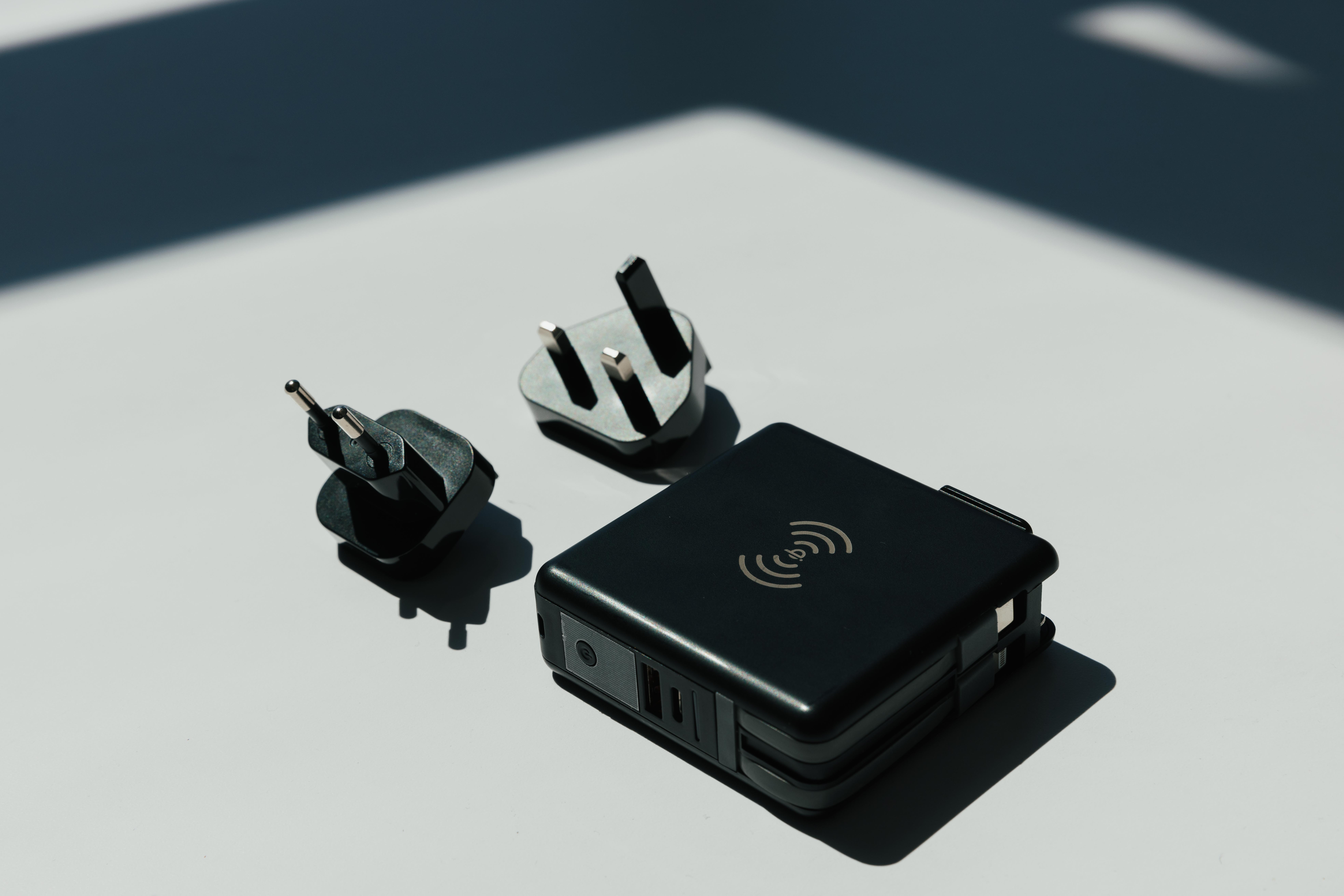 Power5 Multi Charger (Black) 2