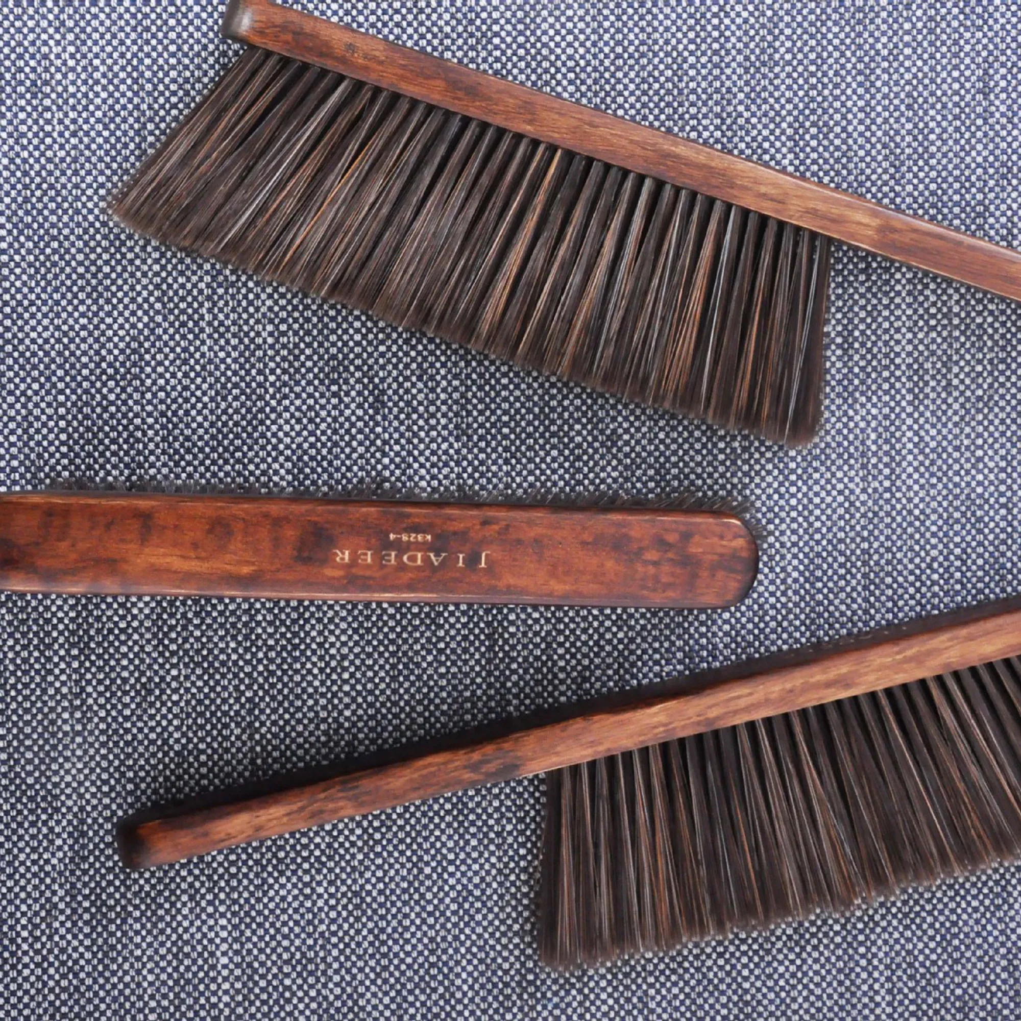 Wooden Dust Removal Brush With Logo For Home Cleaning 2